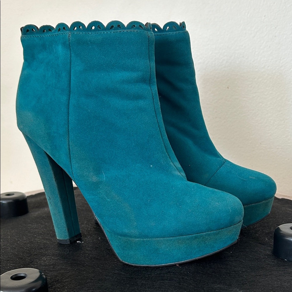 Elegant Teal Ankle Boots